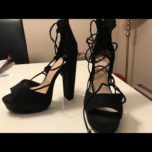 Nicole Miller platform lace up heels